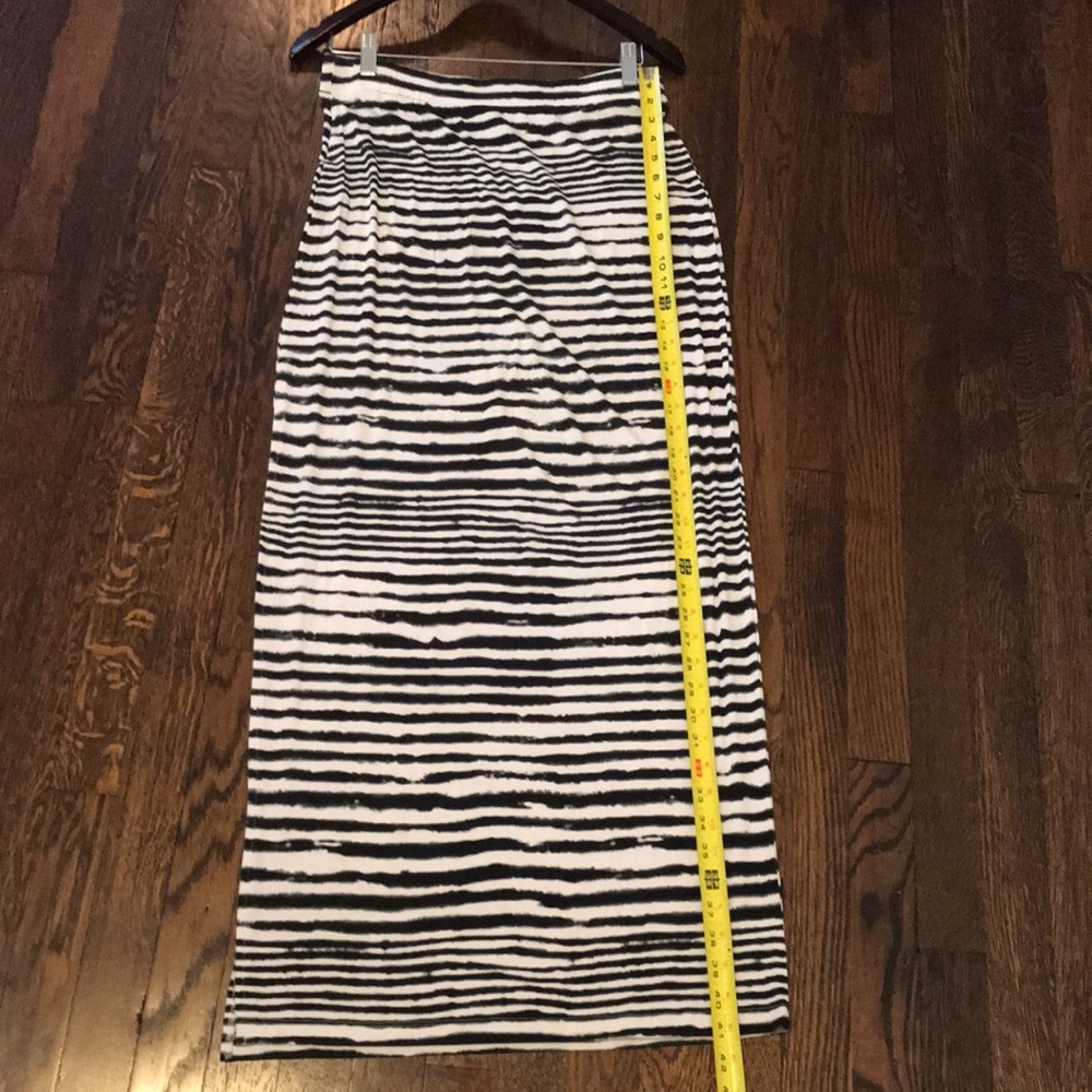 Black and white maxi skirt